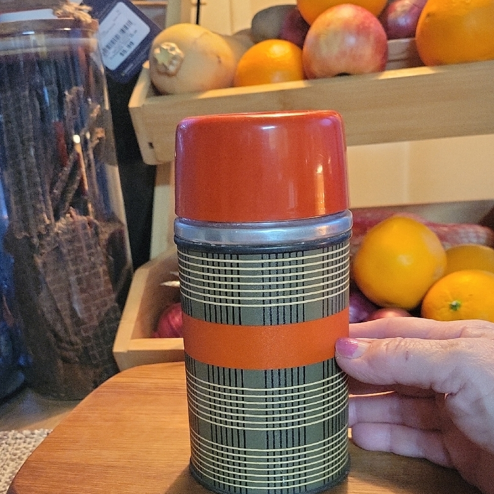 Vintage Red/Black/Yellow Plaid Aladdin Thermos,smaller Standard Sz.,GUC